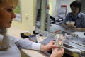 Доллар в начале торгов вырос до 35,23 рубля, евро - до 48,06 рубля